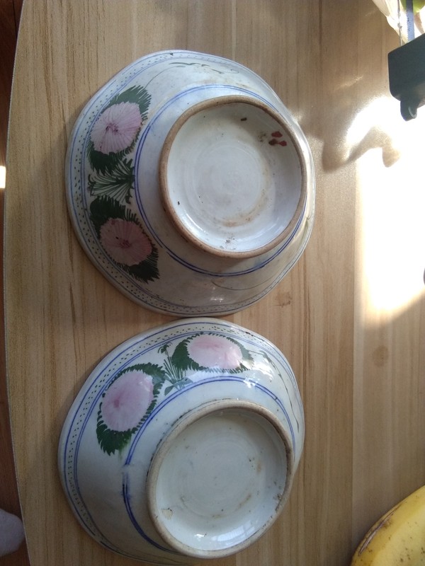 一对民国手绘葵花口彩碗使用痕迹明显保真包老喜