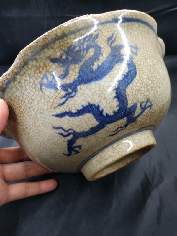 宣德年制青花人物碗