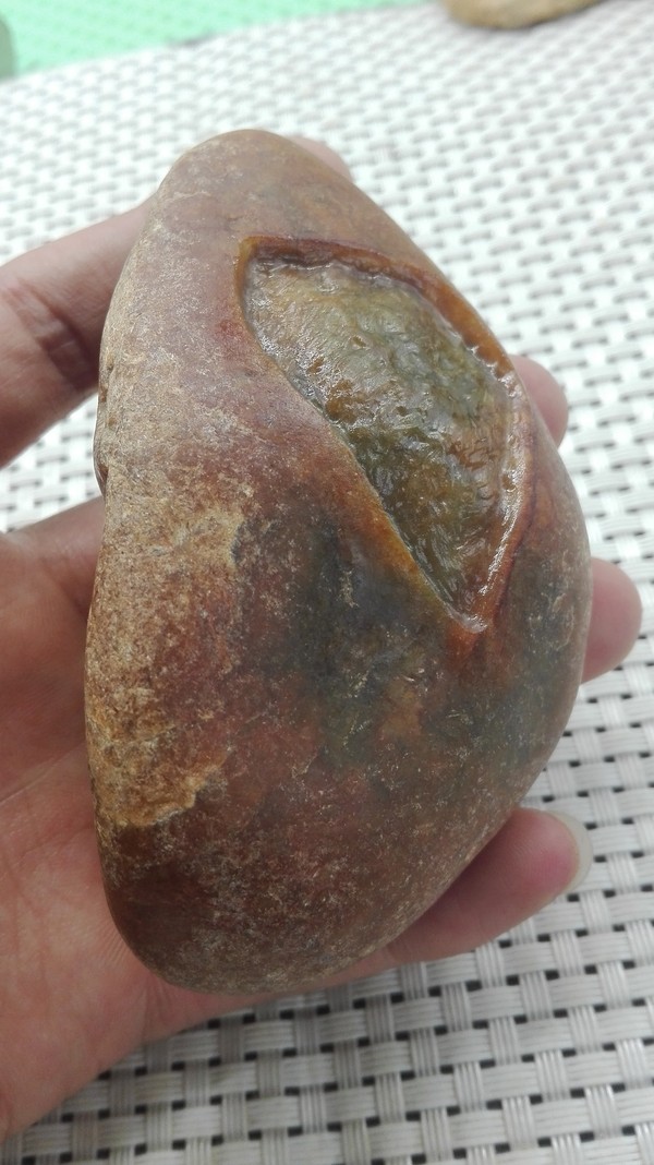 老敞口大马坎水石开窗黄翡牌子挂件料肉细起胶感