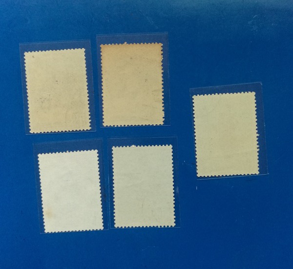 特47西藏邮票一套如图2