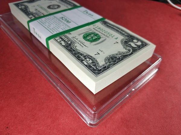 03年的2美元一刀,号码:18020501,百连无