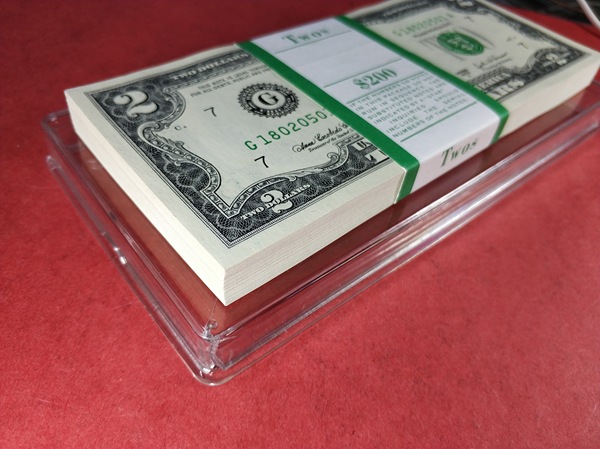 03年的2美元一刀,号码:18020501,百连无