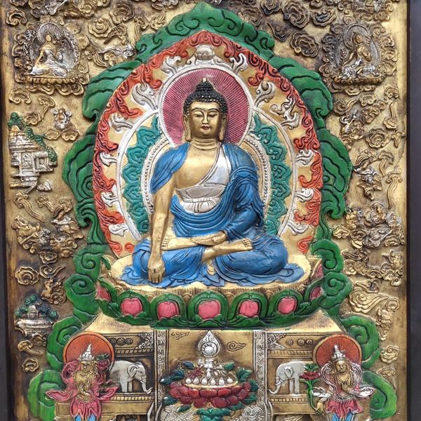 木框镶彩绘唐卡大背光释迦摩尼佛重约12斤