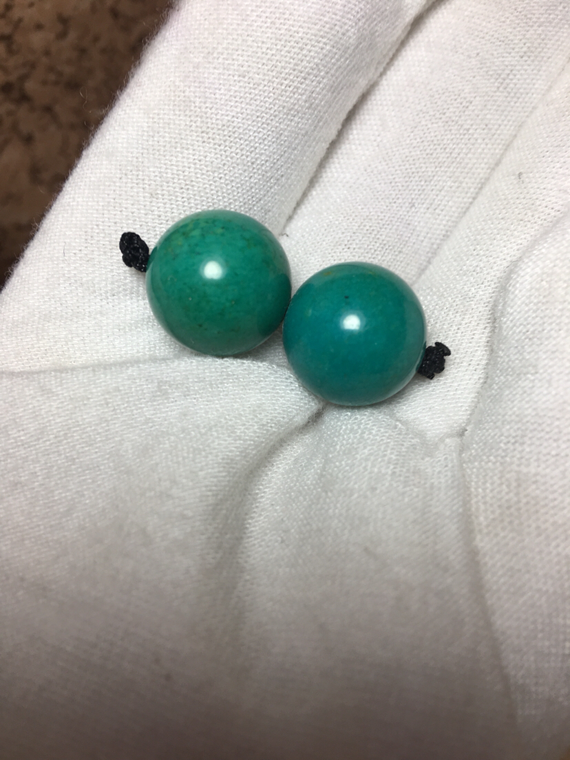 伴生矿绿松石介意勿拍湖北十堰圆