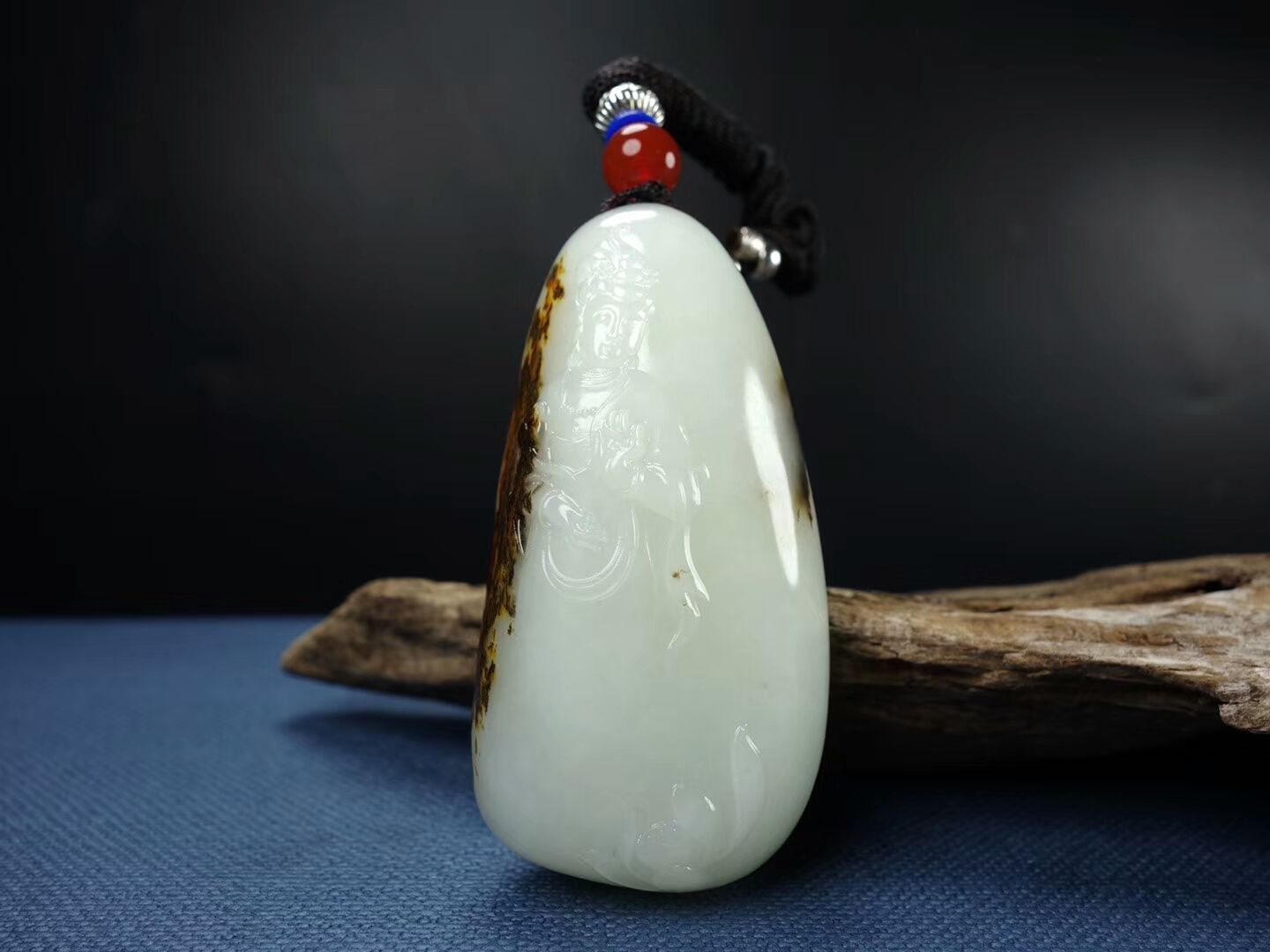 【和田玉含证书礼盒挂绳】【观音