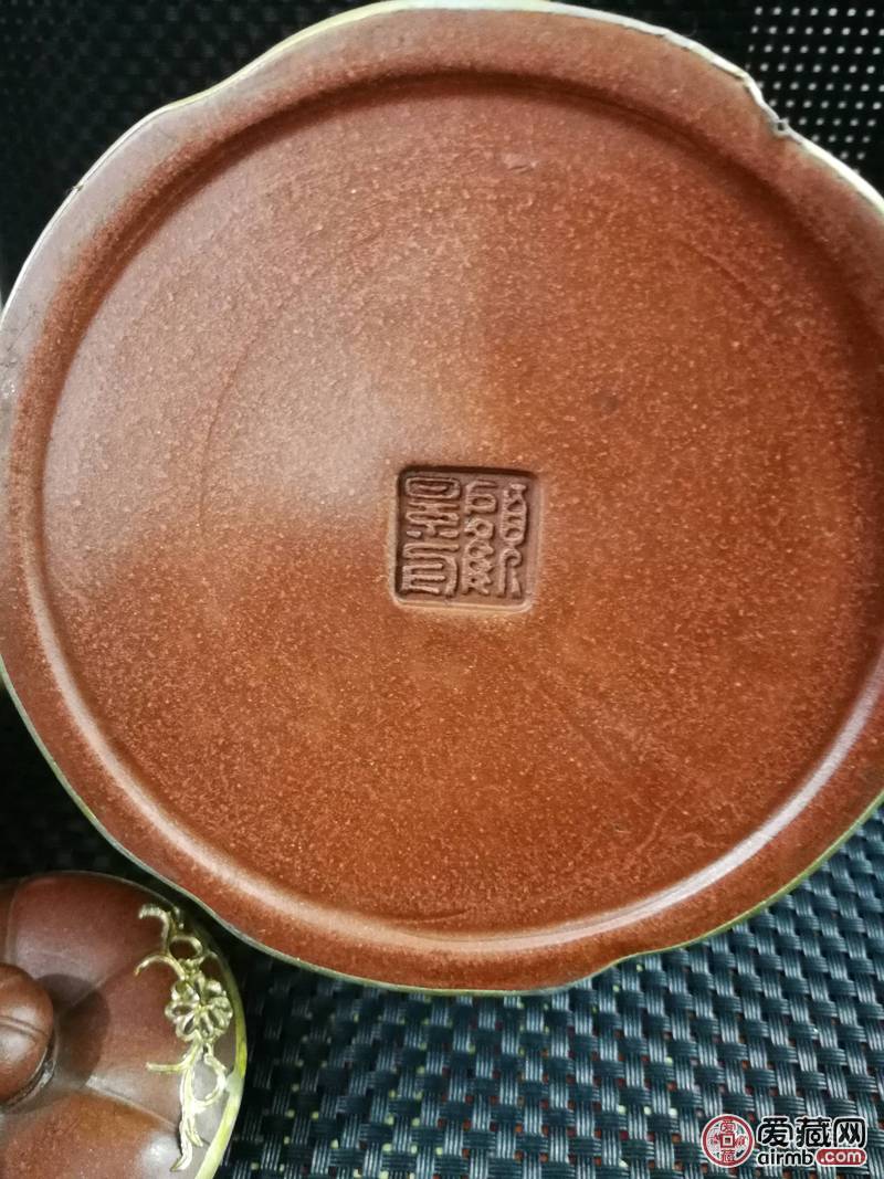 顾景舟款紫砂包铜花鸟图紫砂壶