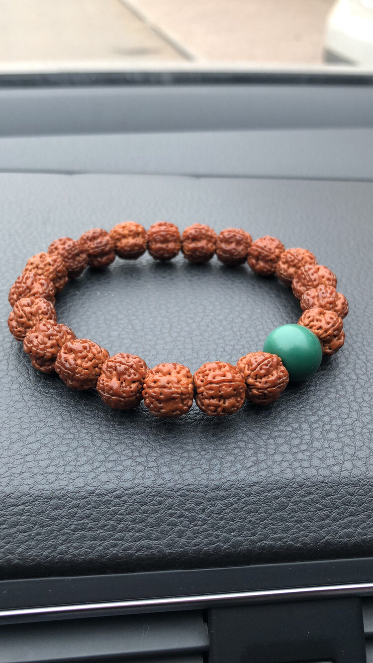 精品小金刚1.35瓣梅花,颗颗