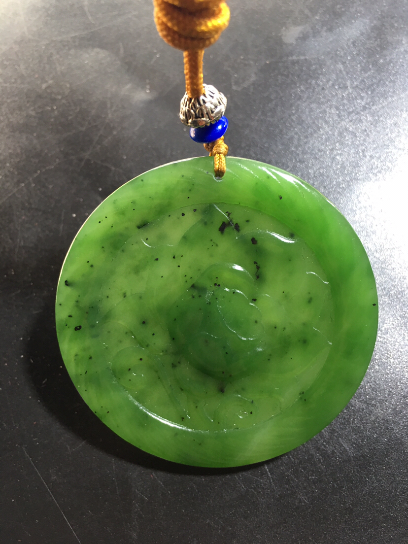 和田碧玉花开富贵 有黑点纯属正