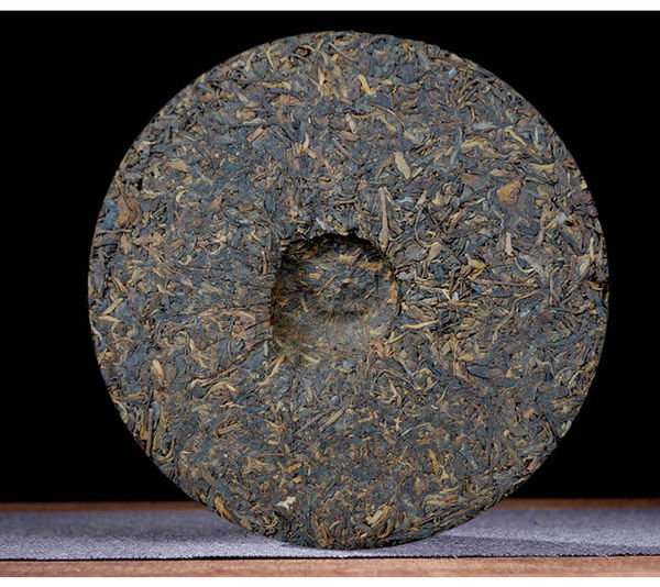 2002年云南普洱茶生茶饼大白菜老班章茶王青饼老茶