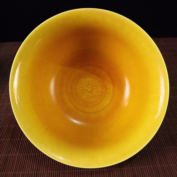 黄釉刻双龙纹大碗高105cm口径221cm声