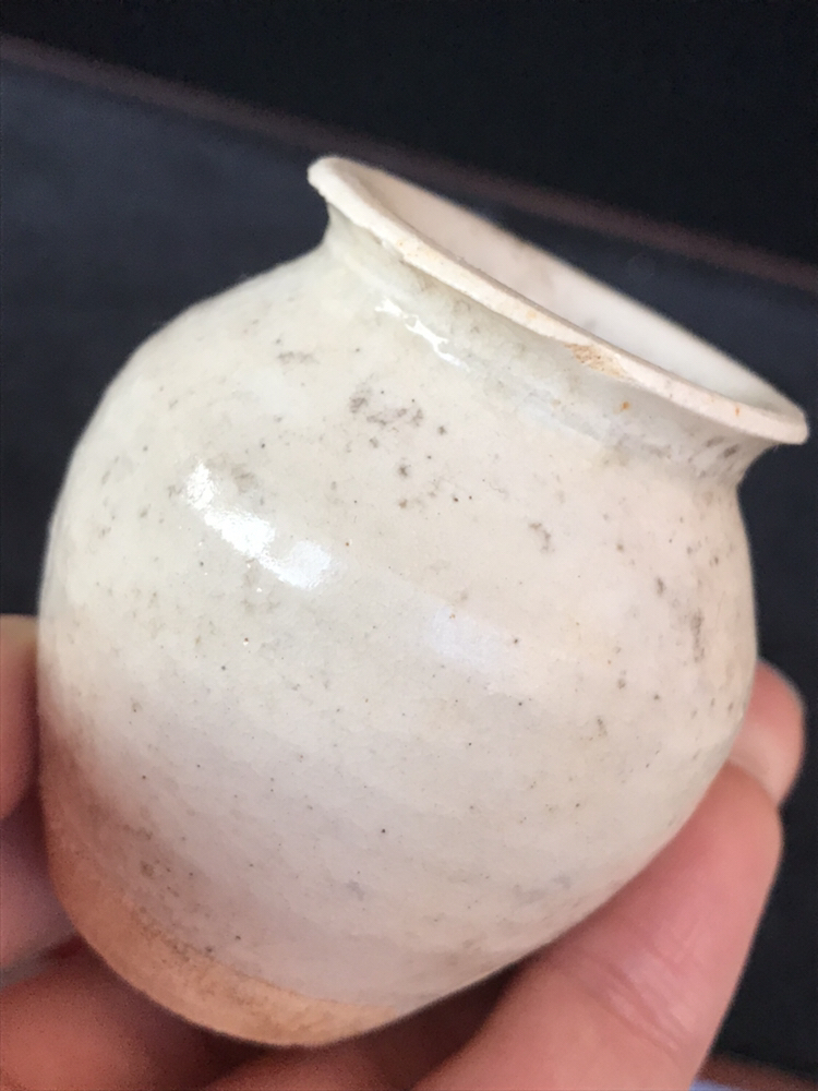 宋代青白釉小罐,器型工整,简约