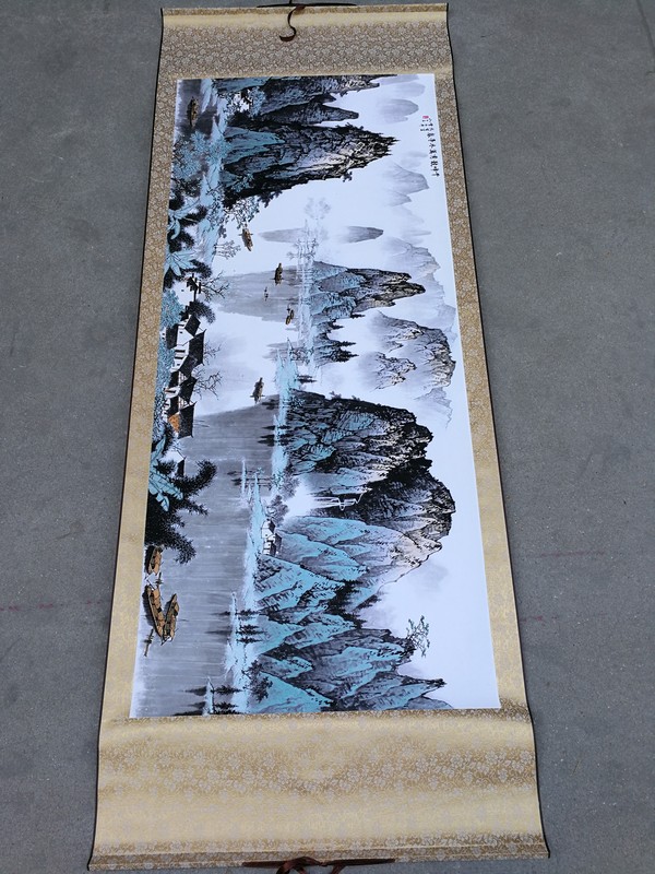 放漏秒杀横幅绢布《千峰竞秀万木争春》卷轴挂画已装裱
