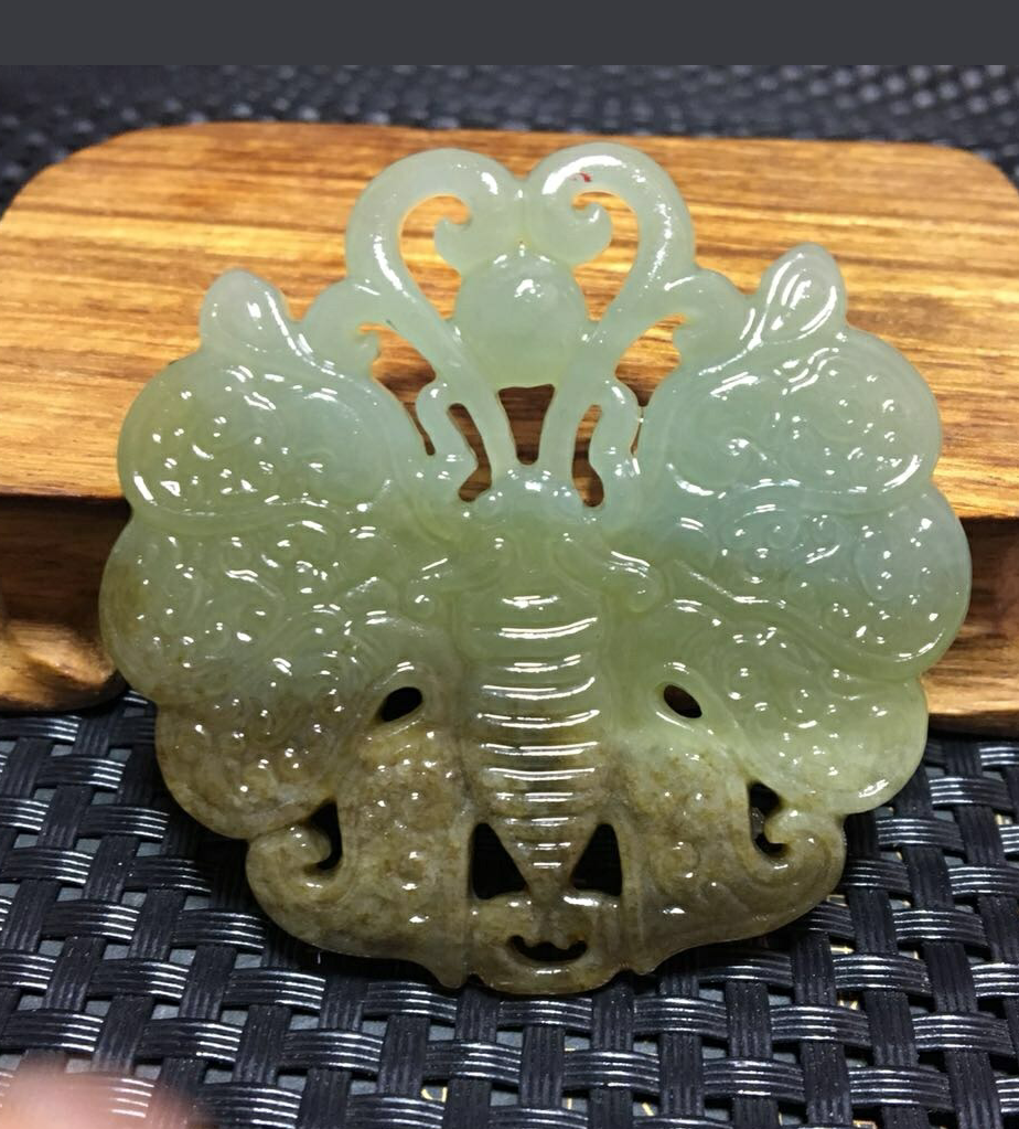 天然和田玉玉蝴蝶玉佩!尺寸见图