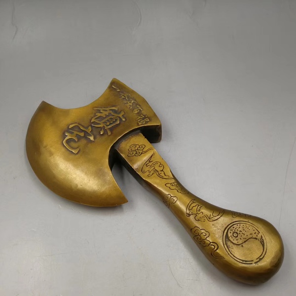 一福斧压百祸镇宅斧子黄铜摆件规格尺