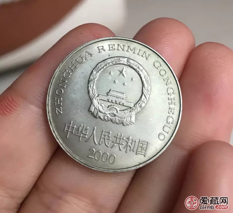 请老师帮我看看这牡丹2000是