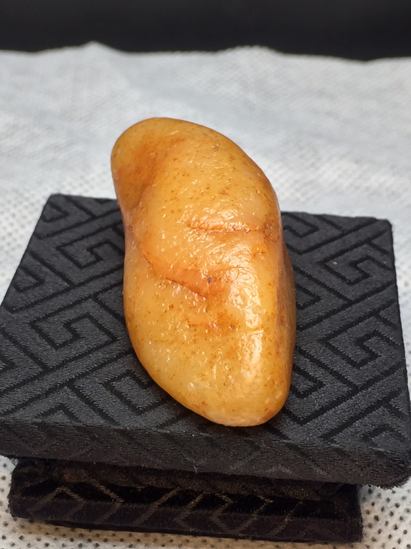 题材田黄原石重量288克田黄石是非常