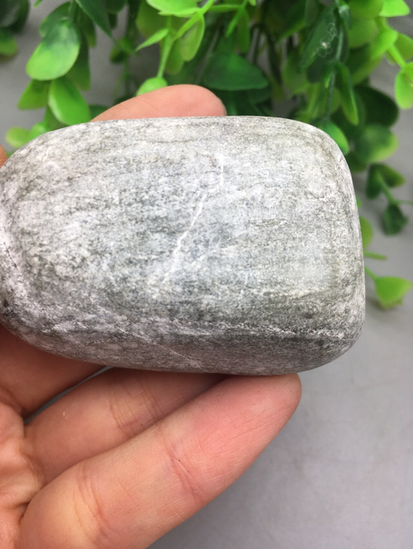 缅甸玉天然翡翠原石原料毛明料原石片实物拍摄可以