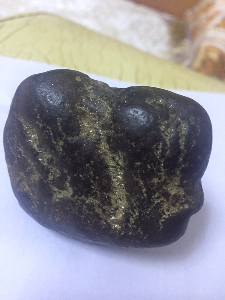 石殒石净重230克因最近手头有