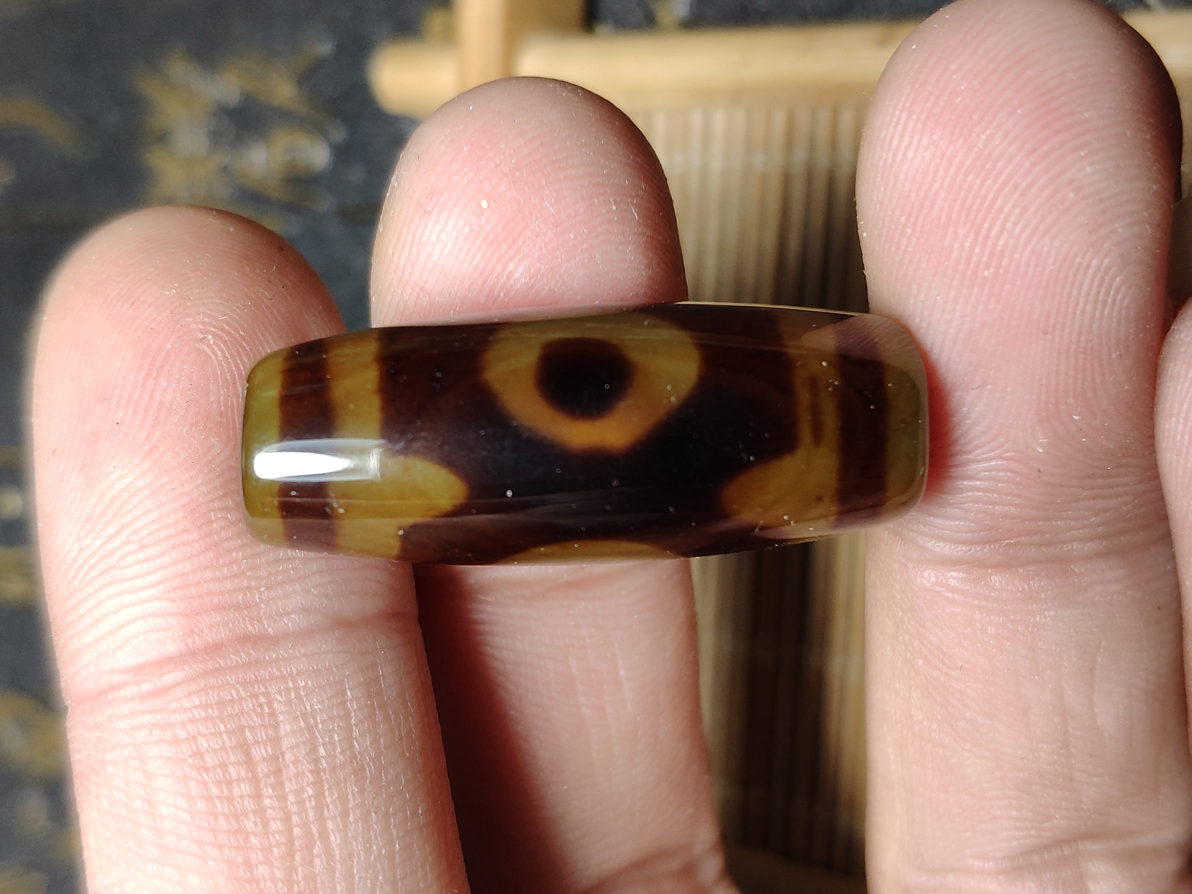 精品三眼天珠,10元一手,雕功