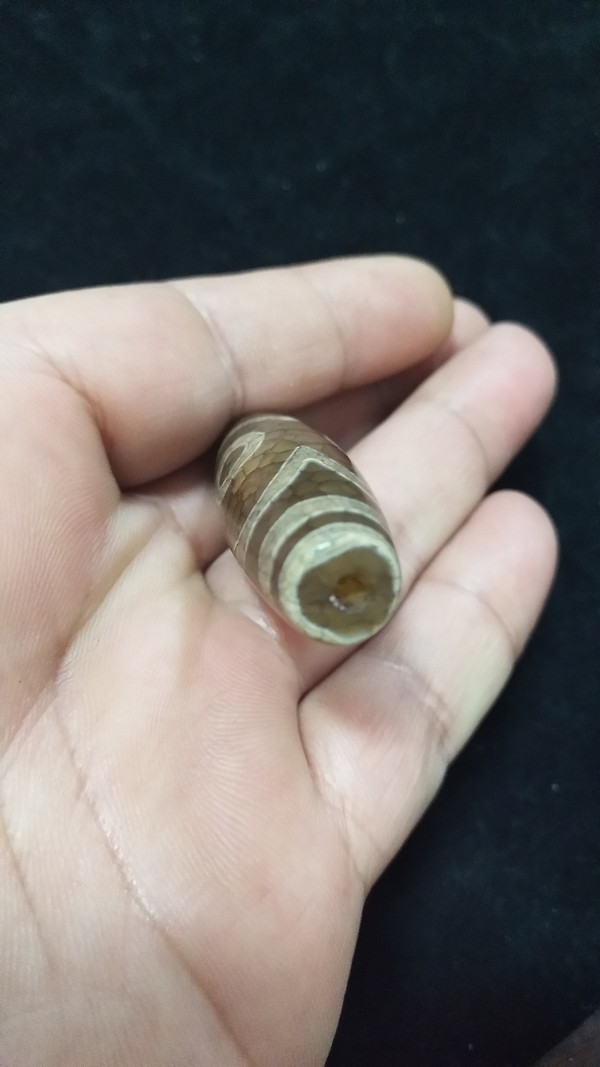 藏传三眼天珠开片玛瑙天珠尺寸504x152