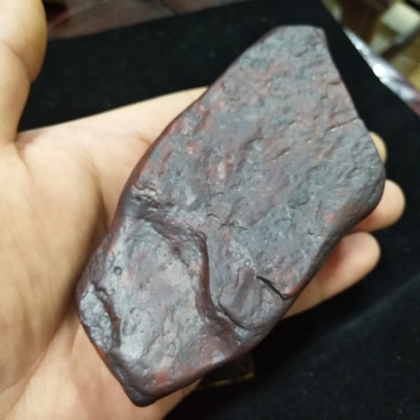 原石摆件,新疆戈壁奇石红伊丁有磁性,真假_图片_价格_评级-原石-爱藏