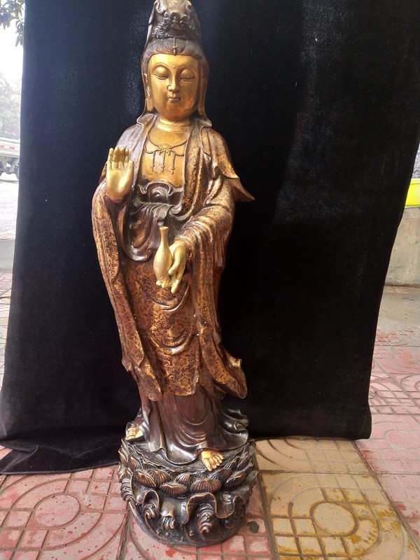 铜制鎏金观音菩萨站像一尊尺寸高85cm宽2