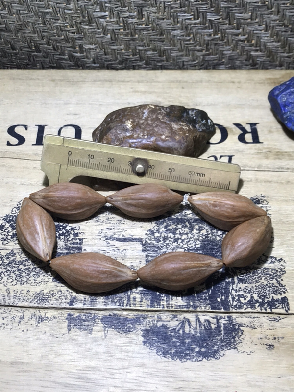 野生原皮原籽三花六棱大橄榄核单圈手串一条点击头像