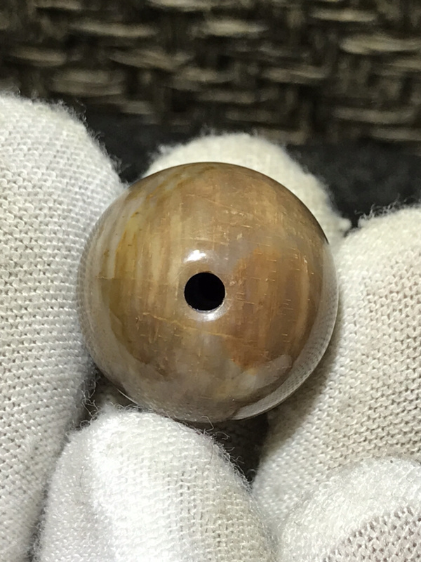 天然缅甸高玉化天眼树化玉木化玉圆珠一颗点击头