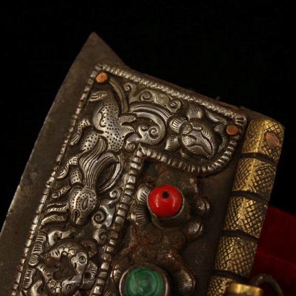 西藏收老纯手工玄铁打造老火镰一把重268