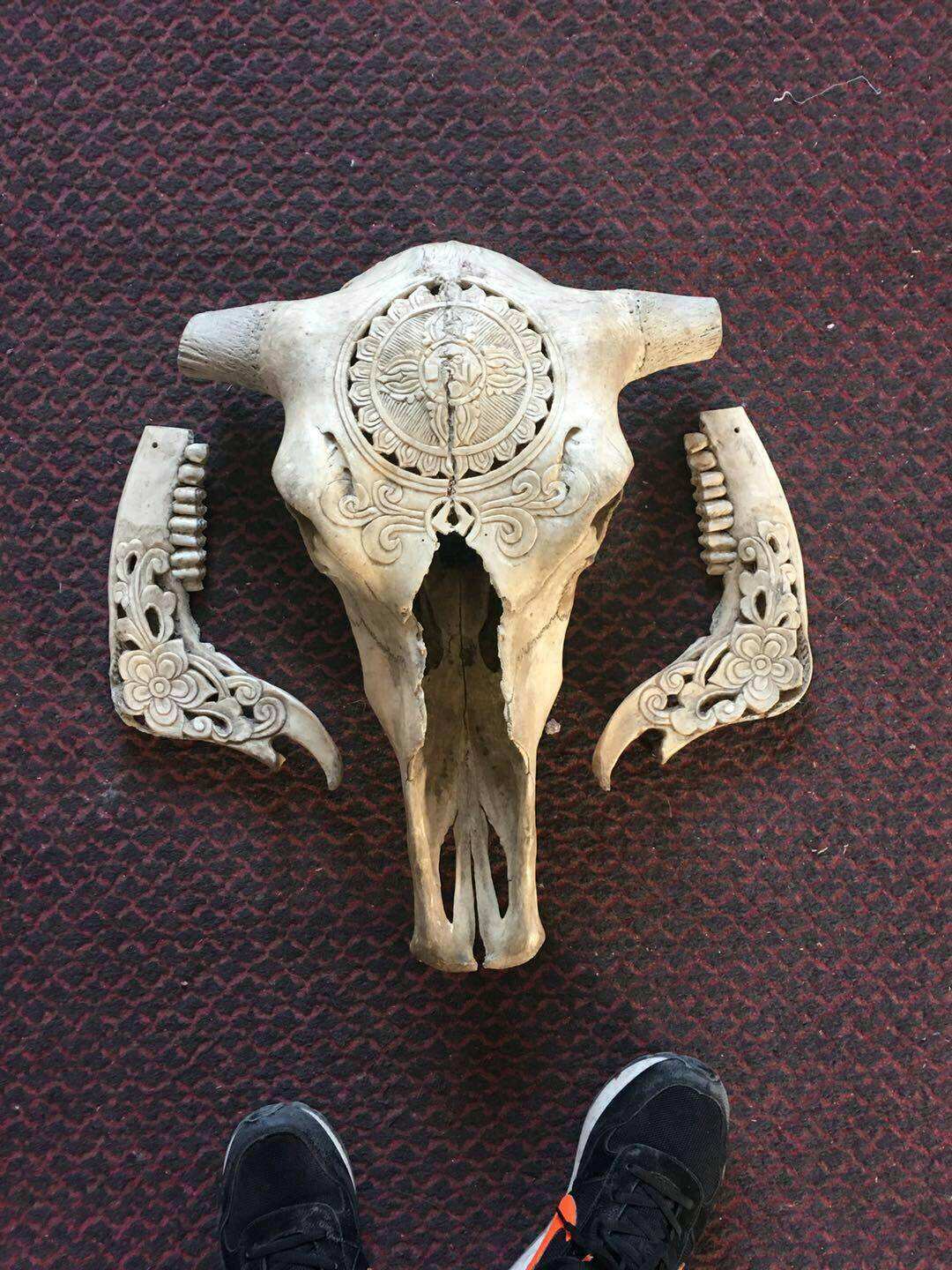 民国老牛头雕刻,雕刻精美,全品相,用于收藏装饰都是不二之选.