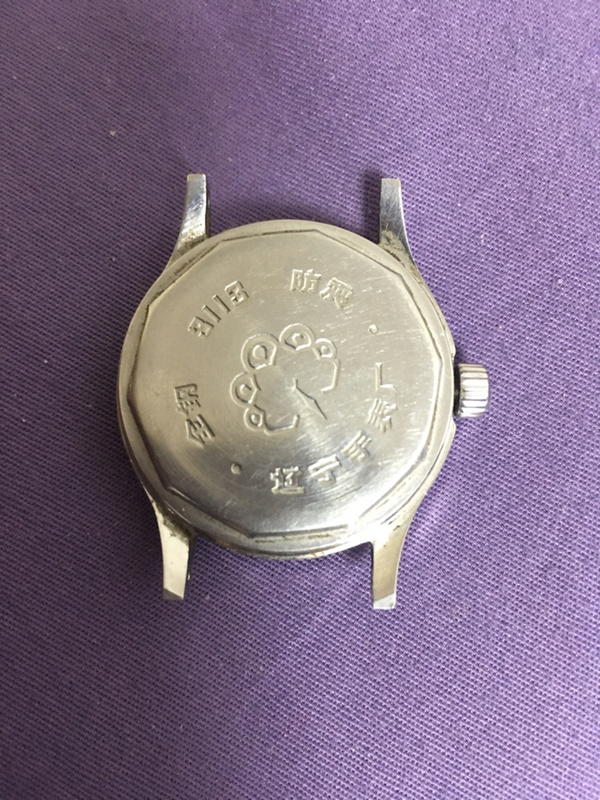 丹东凤凰牌手表走时准确0元起拍