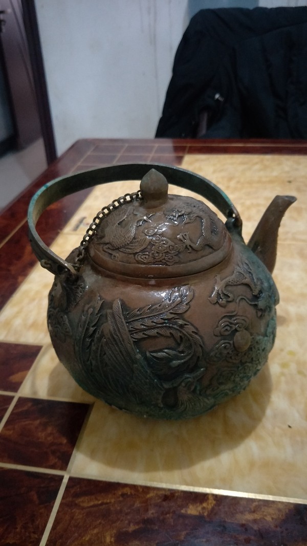 乾隆年间龙凤铜壶