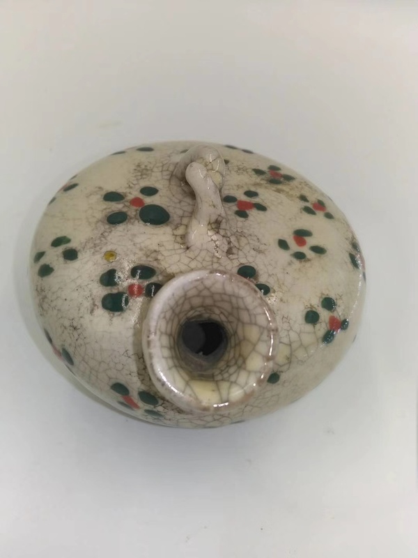 官窑小砚滴明代红绿彩不多见的文房精品价高看