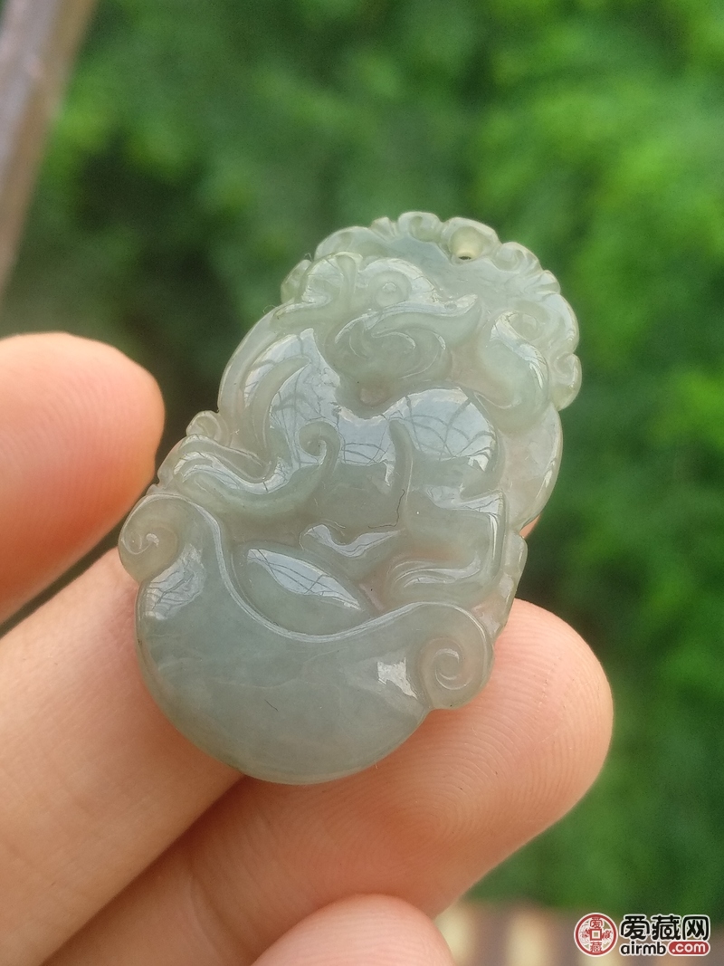 2019-08-15 11:16:43                       天然翡翠a货生肖牌基本