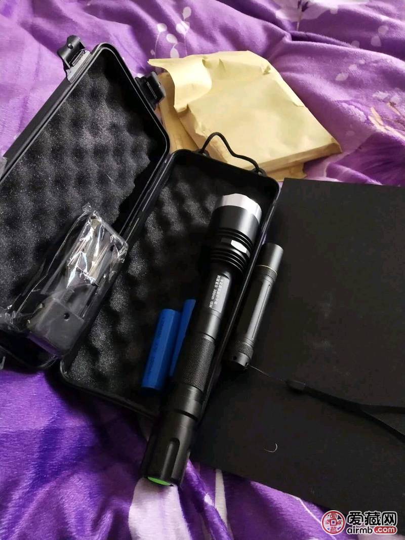 新到一批超级365紫光手电,灯