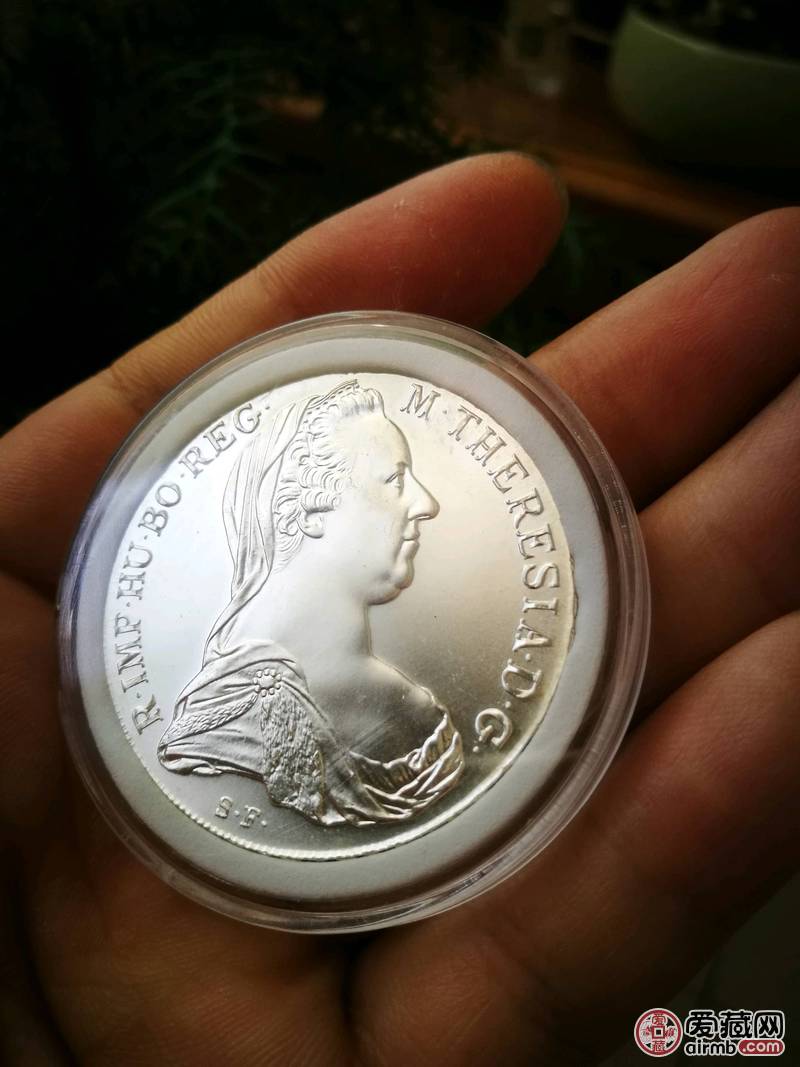 奥匈帝国大奶妈贸易银币,原光裸