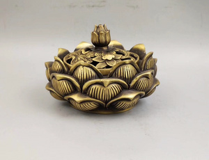 铜器古玩收藏莲花铜香炉形态端正优质黄铜