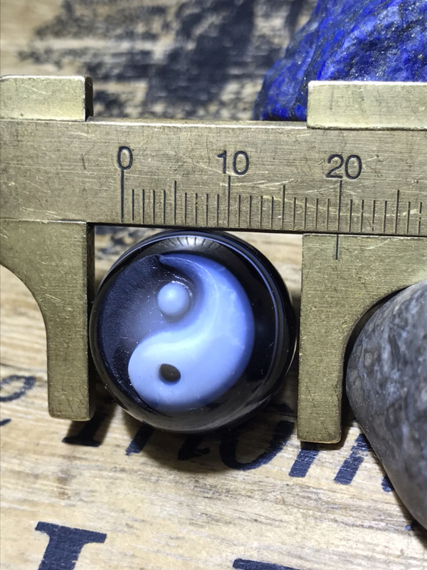 精品天然药师玛瑙雕刻太极珠子一颗天然俏色巧雕手