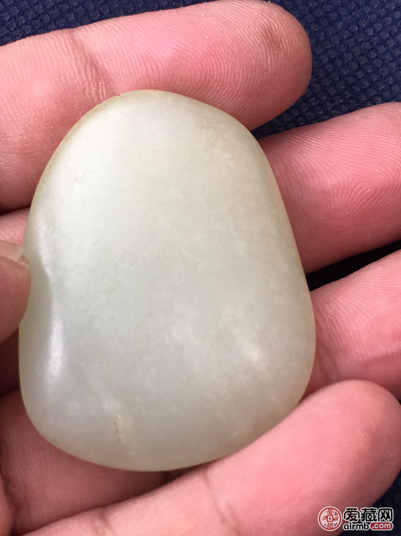 和田玉籽料原石