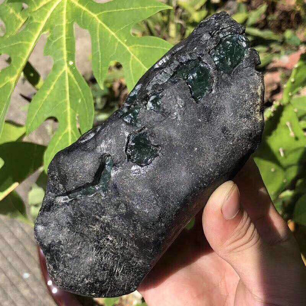 188莫湾基冰种帝王绿真假_图片_价格_评级-原石-爱藏网