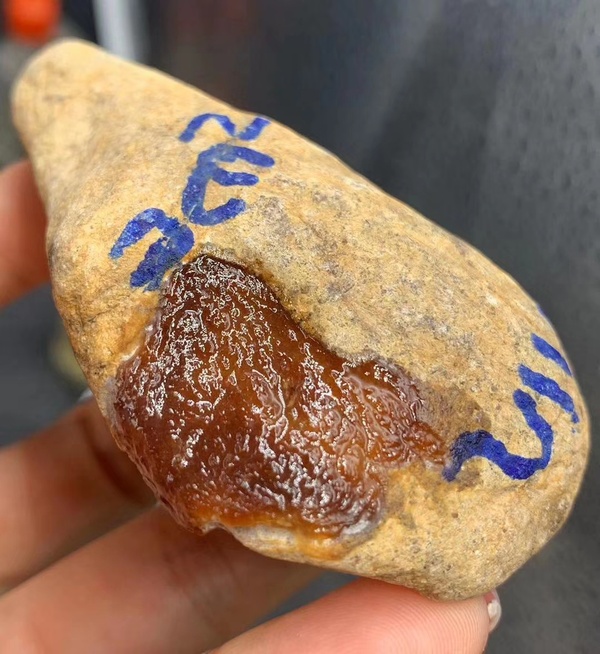 150克大马坎冰红翡灯泡级起光爆透冰莹剔透