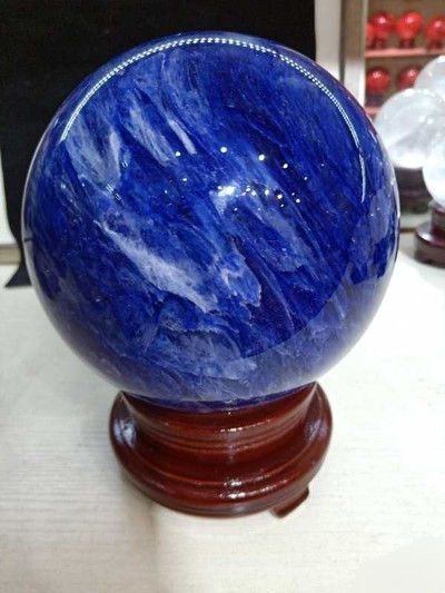 天然 蓝色水晶球摆件 镇宅风水招财 尺寸直径15c