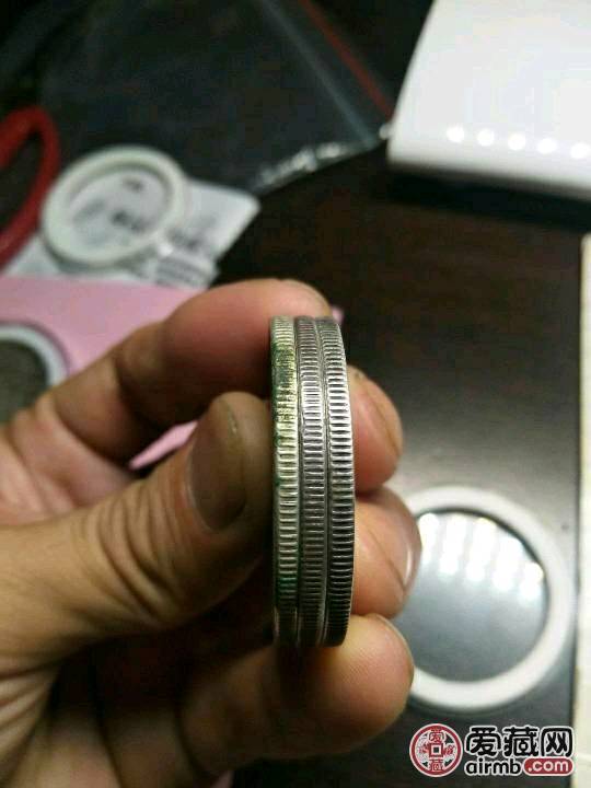 黑包浆袁大头十年,边齿在中间