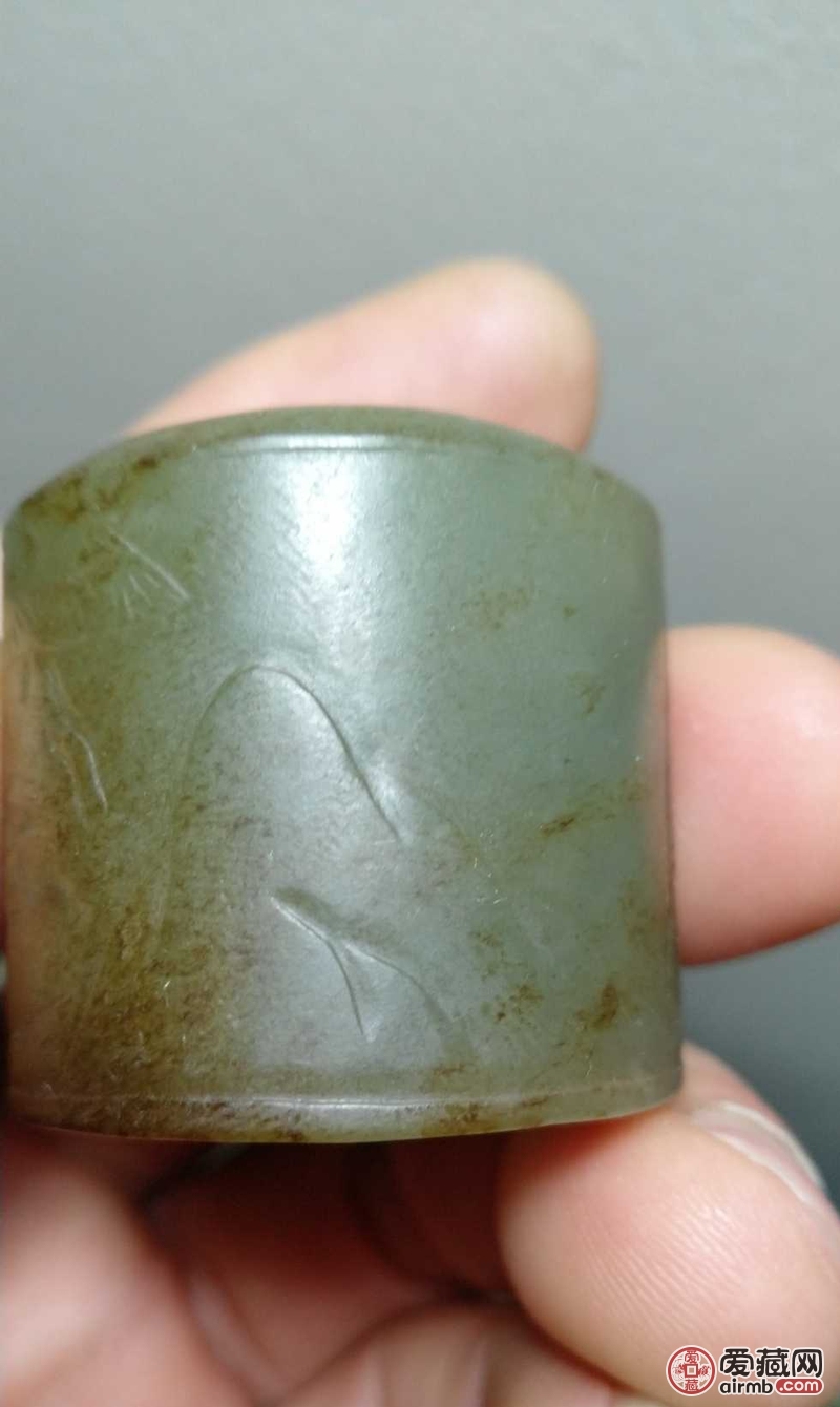 从朋友手机购买一个玉扳指请老