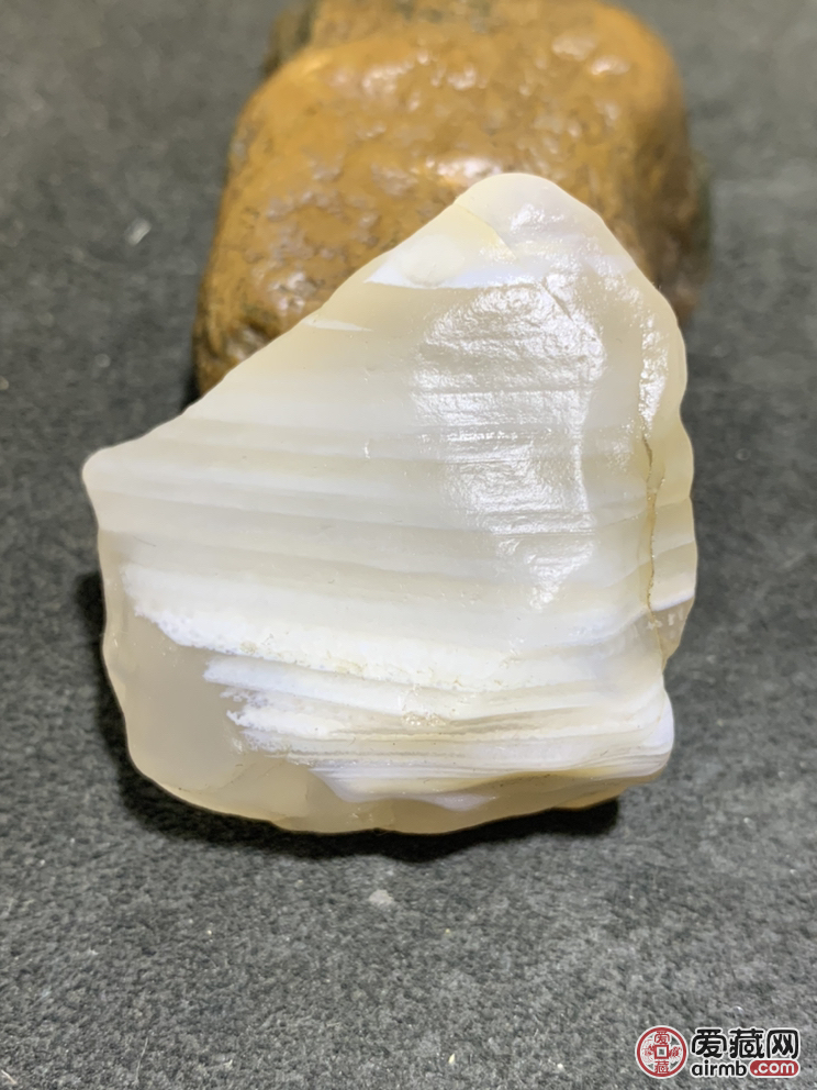 精美天然阿拉善冰透白色千层纹玛瑙-价格55元-爱藏一口价-爱藏网