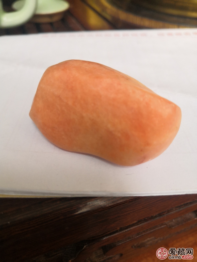 奇石光滑透彻萝卜丝纹出土地