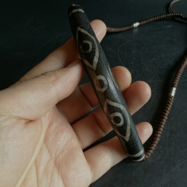 藏区收来的玛瑙牛角形状天珠锁骨链传世回流古色古