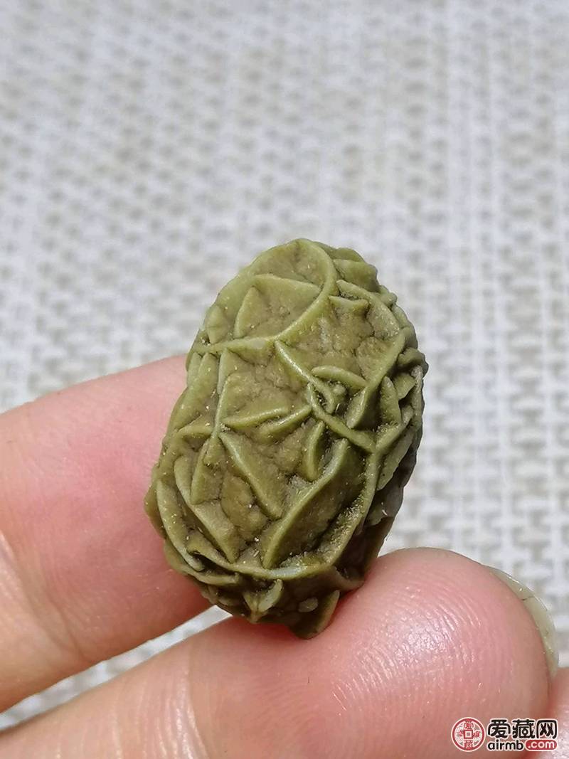 蒙古国筋脉石天然原