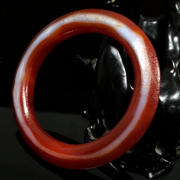 战汉回流天然老玛瑙九棱台手镯尺寸559重量3