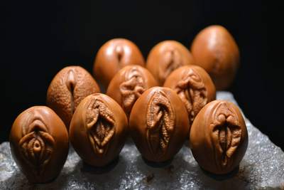 品名生命之源橄榄核雕手串n尺寸16